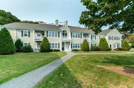 650 Brookside Dr, Andover, MA
