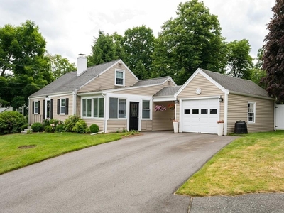 6 Blueberry Hill Rd, Natick, MA