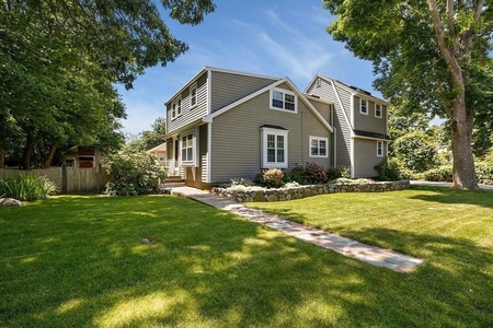 33 Minot Light Ave, Scituate, MA