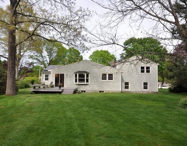 28 Powers Rd, Concord, MA