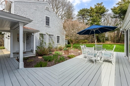 40 Bayberry Way, Osterville, MA