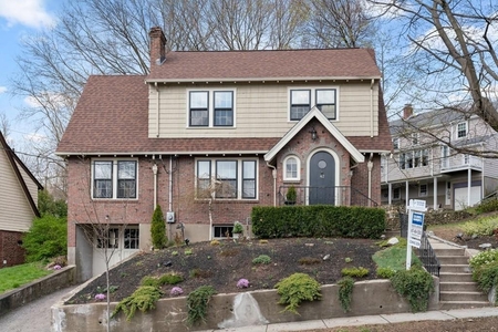 42 Leicester Rd, Belmont, MA