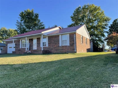 137 Long Meadow Dr, Greensburg, KY