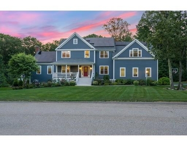 36 Broad Acres Farm Rd, Medway, MA