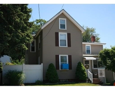 32 Linden St, Chicopee, MA