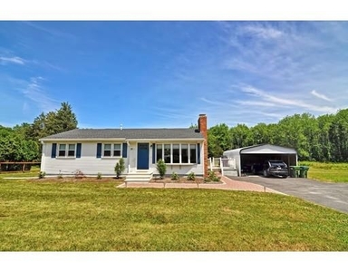 77 New St, Rehoboth, MA