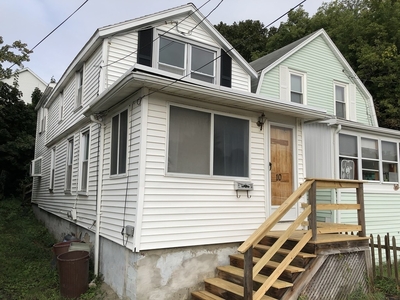 10 Paomet Rd, North Weymouth, MA