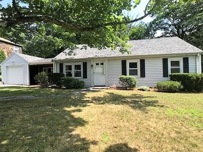 28 Pond View Rd, Canton, MA