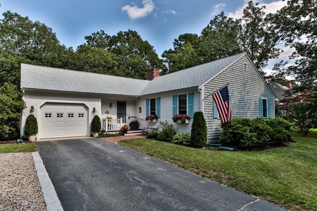 17 Easterly Dr, East Sandwich, MA