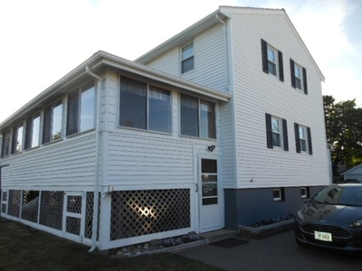 75 Webster St, Quincy, MA