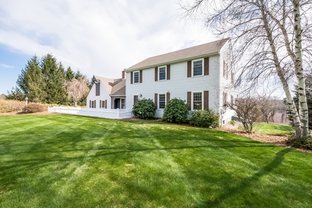 52 Wickaboag Valley Rd, West Brookfield, MA