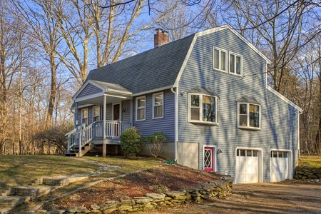 61 Griggs Rd, Sutton, MA