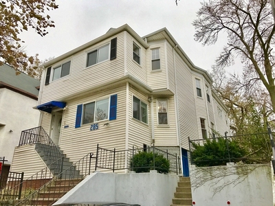 285 Alewife Brook Pkwy, Somerville, MA