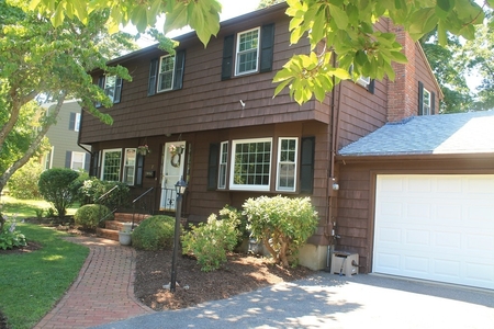 7 Paradise Rd, Beverly, MA