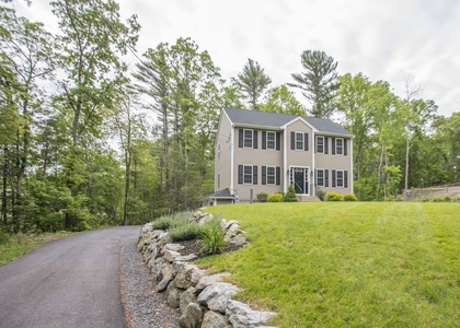 13 Freetown St, Lakeville, MA