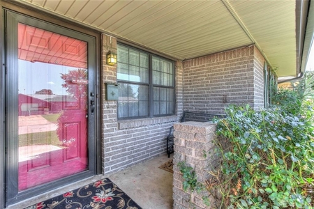 641 Nw 18th Pl, Moore, OK