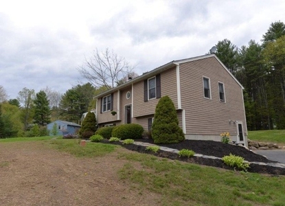 36 Woodlands Dr, Epping, NH
