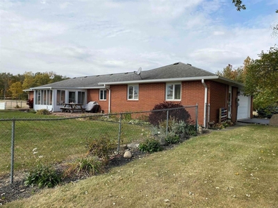 5881 E County Road 450, Albany, IN