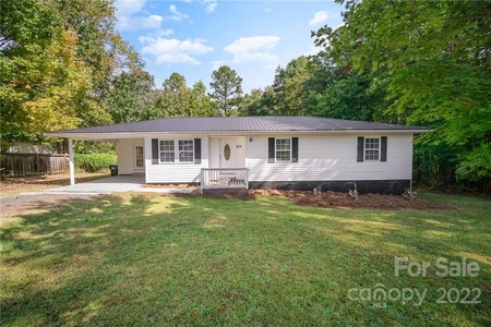 228 Mckendree Rd, Mooresville, NC