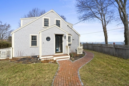 10 Harbor Heights Rd, Scituate, MA