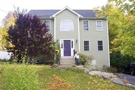 3 Browning Pond Rd, Spencer, MA