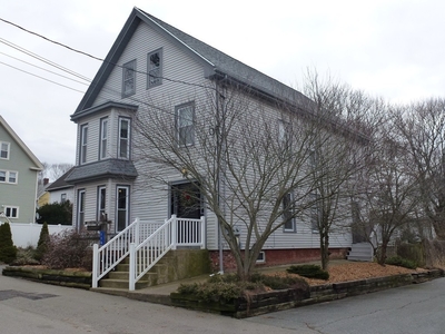 116 Arch St, Middleboro, MA