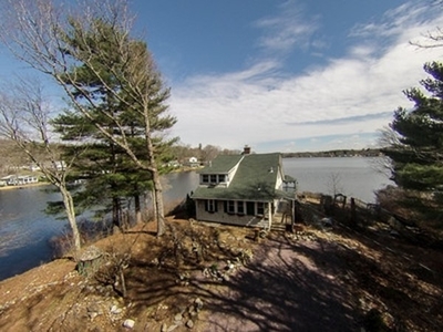 15 Grove Point Rd, Wales, MA