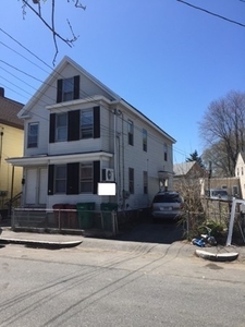 34 Stanley St, Lowell, MA