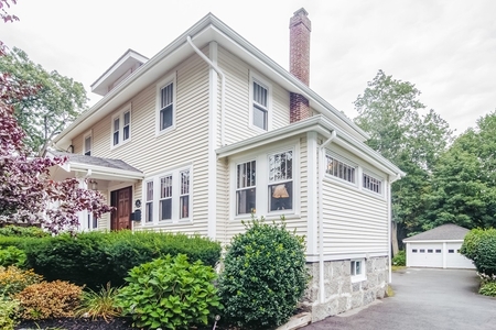 41 Lakeview Ave, Braintree, MA