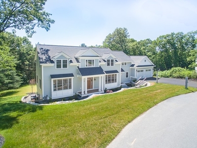 89 Authors Rd, Concord, MA