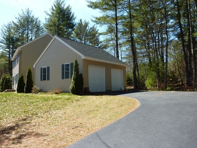 1 Canale Dr, Bellingham, MA