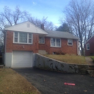 106 Prince Ave, West Springfield, MA