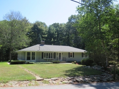 4 Donnelly Cross Rd, Spencer, MA