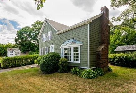 14 Forest Park Rd, Woburn, MA