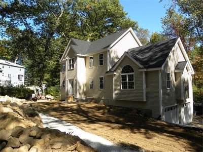 196 Proctor Rd, Chelmsford, MA