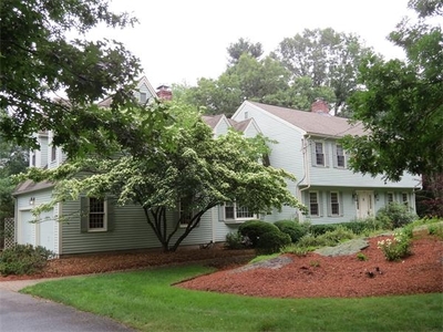 202 Newtown Rd, Acton, MA