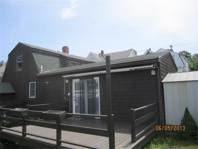 4 Clay Ct, Gloucester, MA