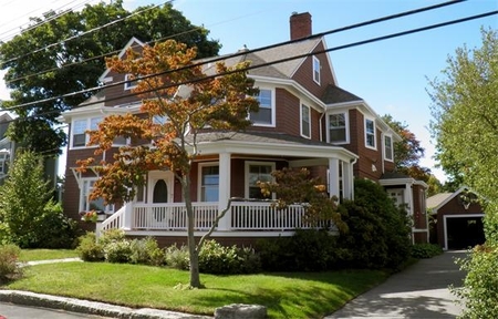 15 Gregory St, Marblehead, MA