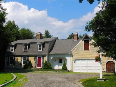 26 Sweetwater Ave, Bedford, MA