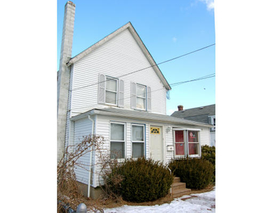 86 Charles St, Quincy, MA