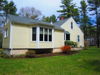 104 Peter Rd, Plymouth, MA