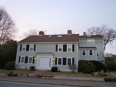 71 Conant St, Beverly, MA