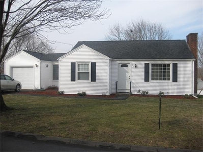 71 Upper Beverly Hls, West Springfield, MA