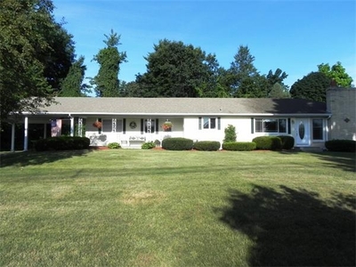 58 Mellon Hollow Rd, Sterling, MA
