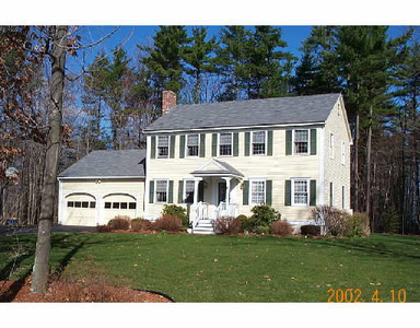 7 Orion Rd, Pepperell, MA