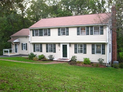 53 Thornberry Rd, Winchester, MA