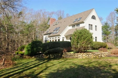 91 Olde Knoll Rd, Marion, MA