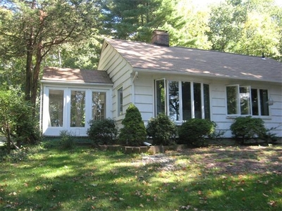 6 Ely Rd, Wilbraham, MA