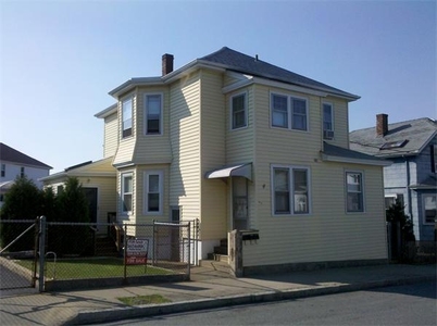 49 Queen St, Fall River, MA