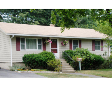 44 Hathaway Ave, Beverly, MA